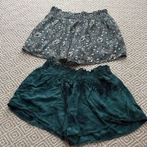 Boutique Floral and Solid Green Shorts